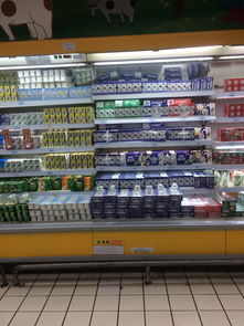 春節前夕超市購物熱，日用雜品銷售火爆